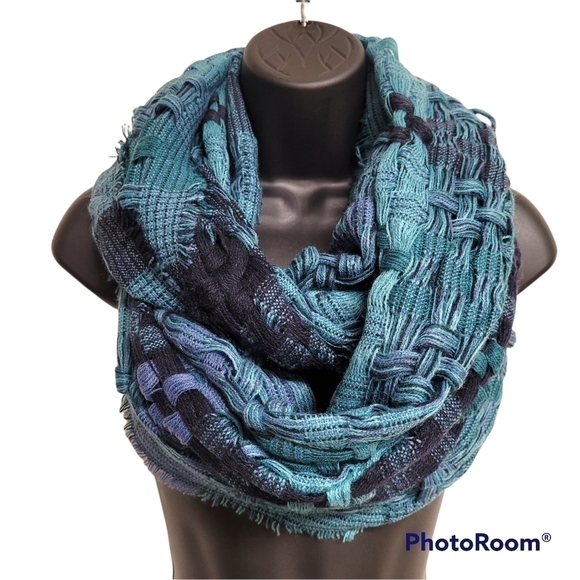 Accessories - Eternity Lattice Blue Green Weave Infinity Scarf